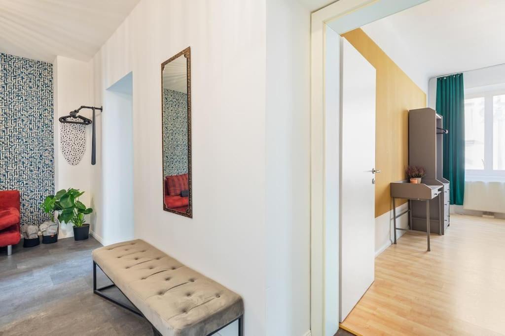 Luxury Vintage Vibe Apartment *