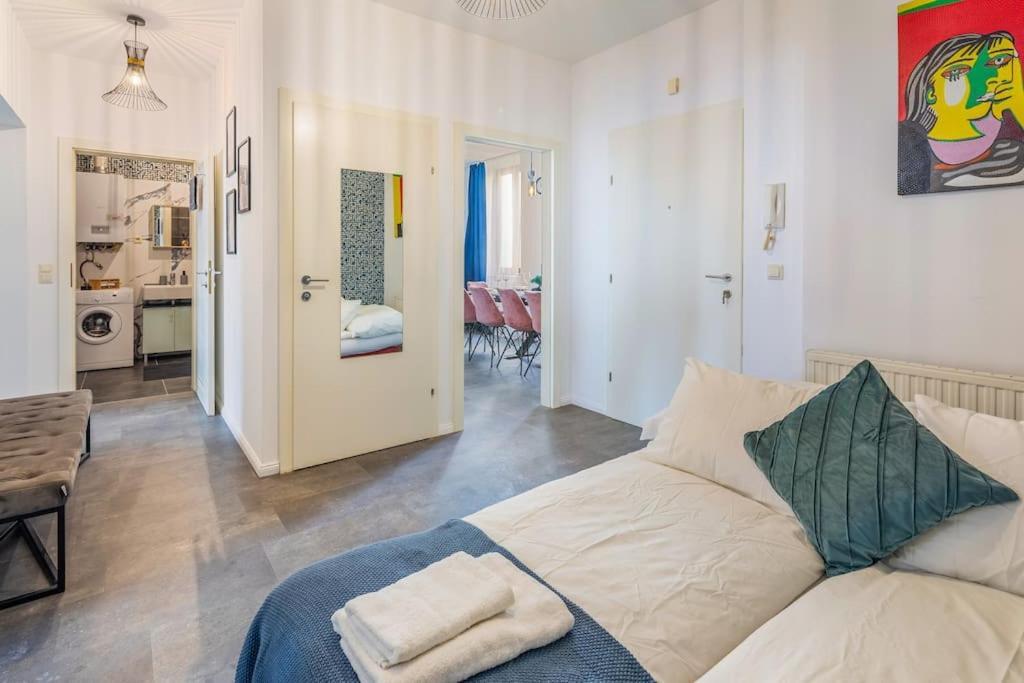 Luxury Vintage Vibe Apartment *