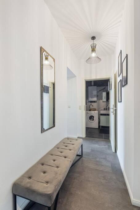Luxury Vintage Vibe Apartment Wien