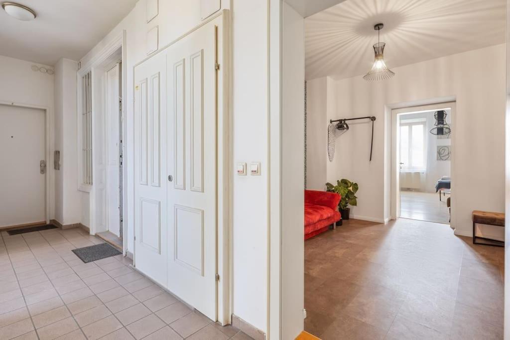 Apartment Luxury Vintage Vibe
